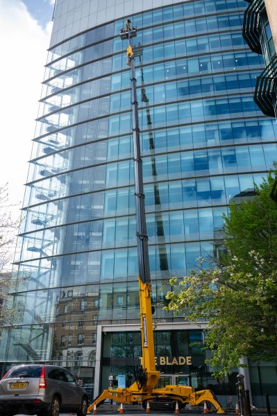 Tracked Spider glazing clean at 54m